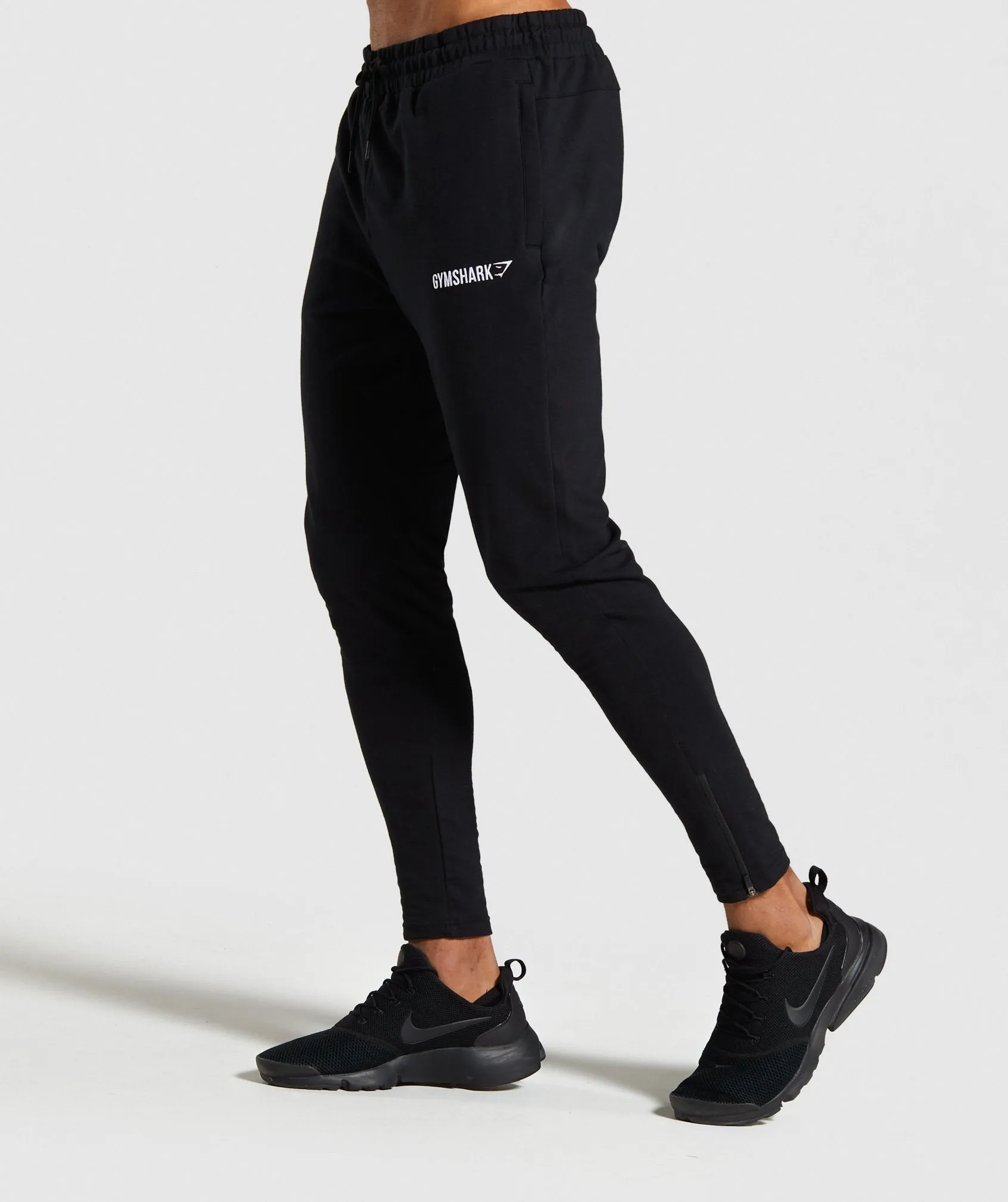 Gymshark Tapered Bottoms - Black