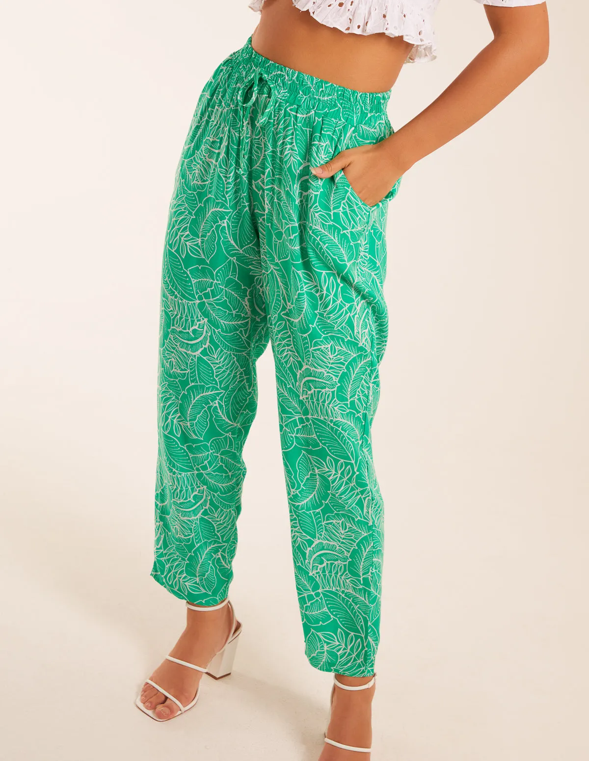 Leaf Print Capri Trousers