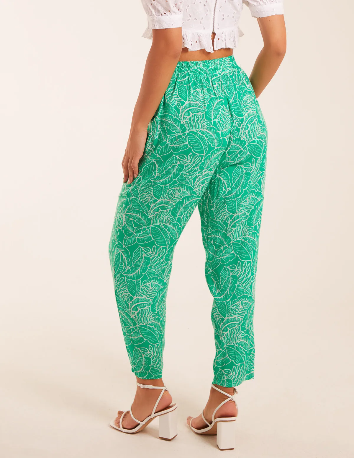 Leaf Print Capri Trousers