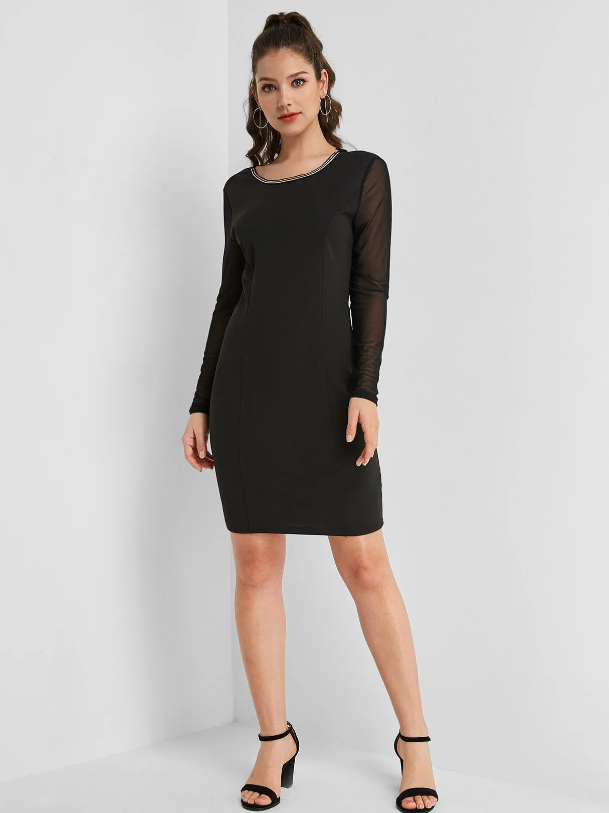Wholesale Black Scoop Neck Long Sleeve Plain Casual Dresses