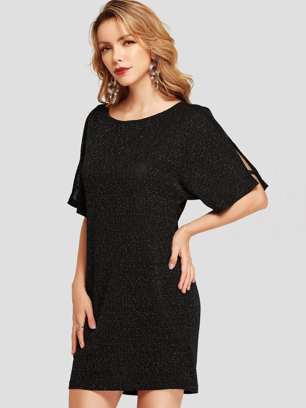 Wholesale Round Neck Cold Shoulder Half Sleeve Plain Casual Dress
